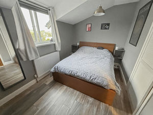 Photo 7- click for photo gallery